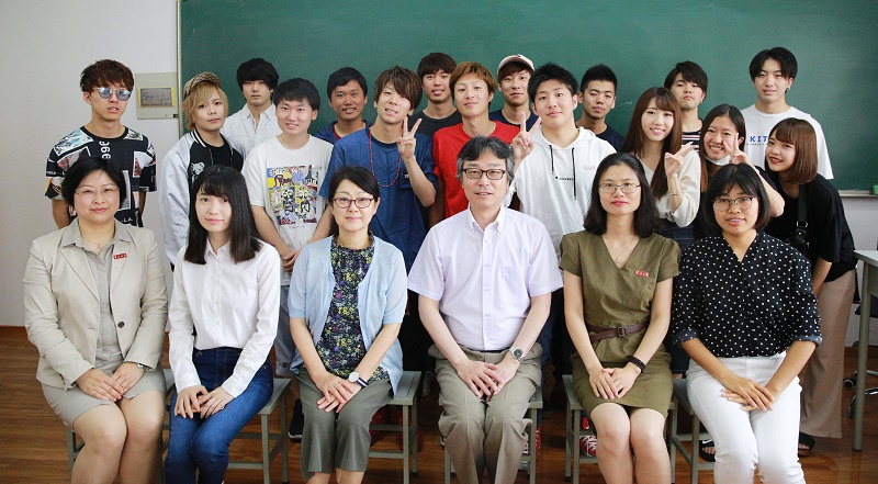 日本关东学院大学师生团访问我校